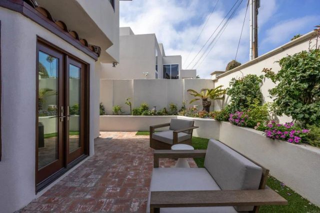 5570 Calumet Avenue, La Jolla, CA 92037