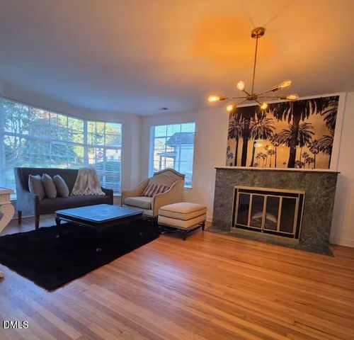 203 W Rockspring Street, Henderson, NC 27536