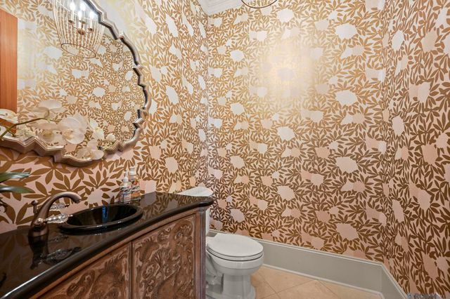 19011 E Pinnacle Cir, Baton Rouge, LA 70810