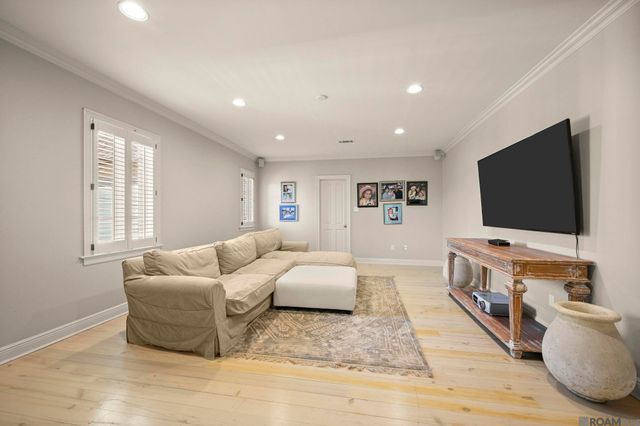 19011 E Pinnacle Cir, Baton Rouge, LA 70810