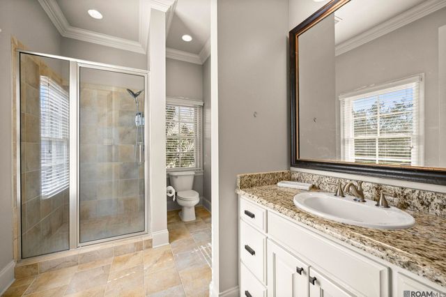 19011 E Pinnacle Cir, Baton Rouge, LA 70810