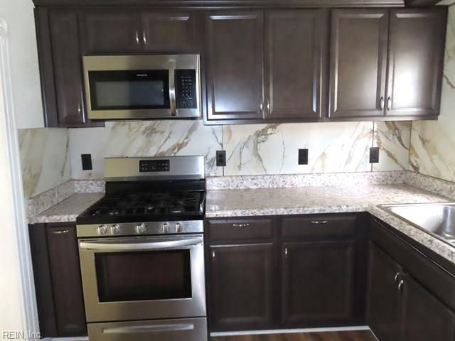 26 Downes ST, Hampton, VA 23663
