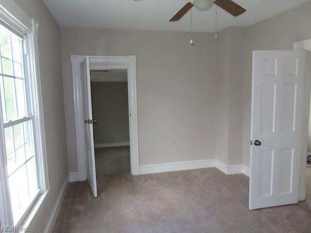26 Downes ST, Hampton, VA 23663