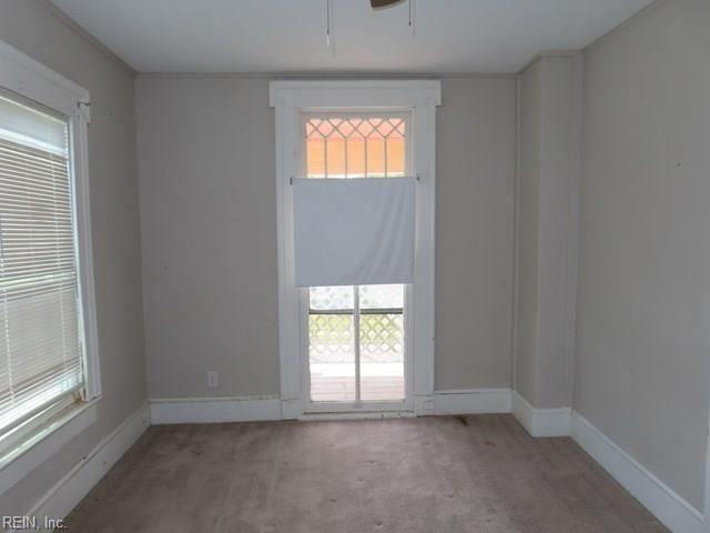 26 Downes ST, Hampton, VA 23663