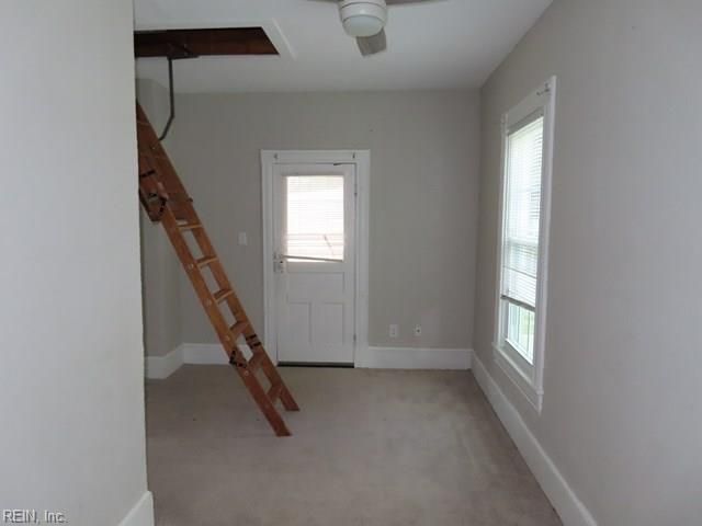26 Downes ST, Hampton, VA 23663