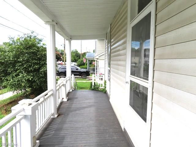 26 Downes ST, Hampton, VA 23663