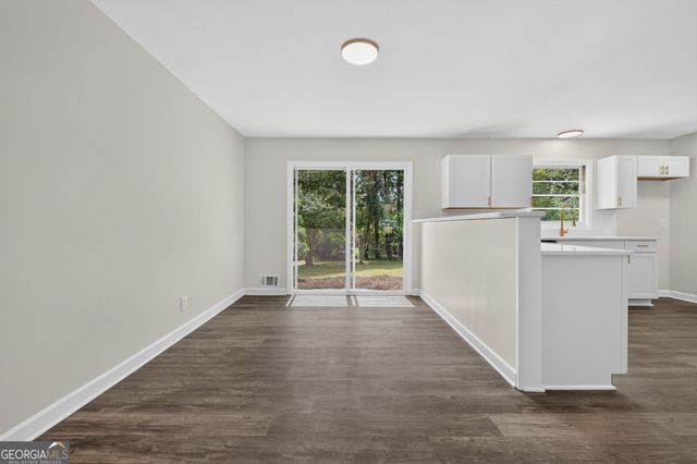 2676 Lilac Drive, Morrow, GA 30260