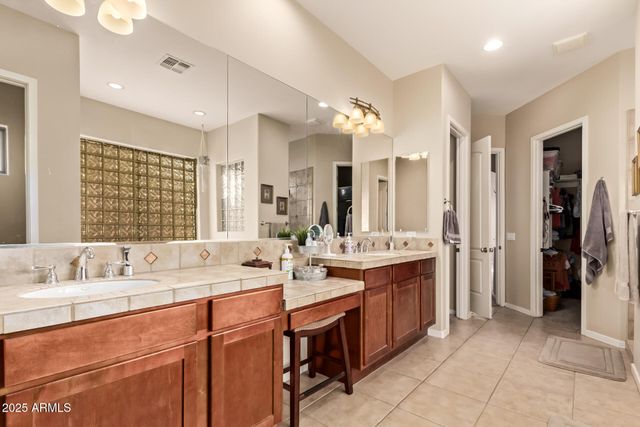 1809 W CALLE MARITA Drive, Phoenix, AZ 85085