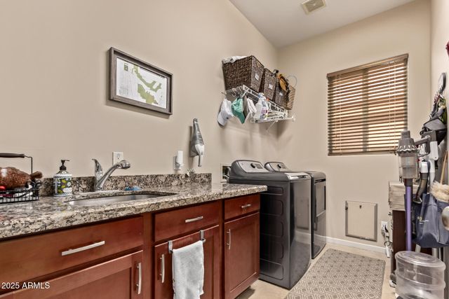 1809 W CALLE MARITA Drive, Phoenix, AZ 85085