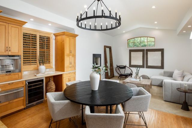 2121 Creeden Way, Mountain View, CA 94040