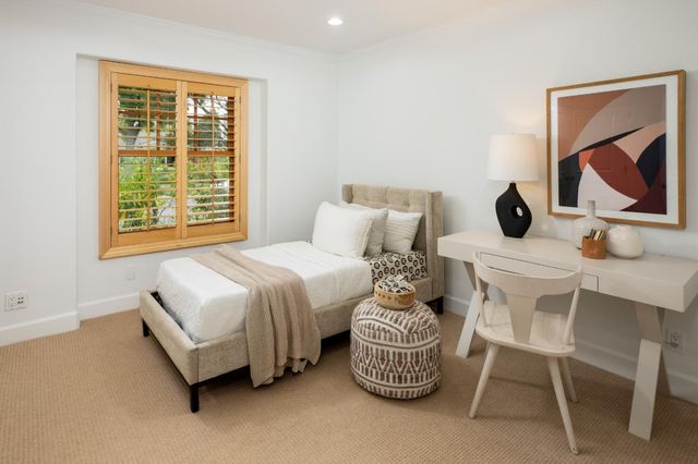 2121 Creeden Way, Mountain View, CA 94040