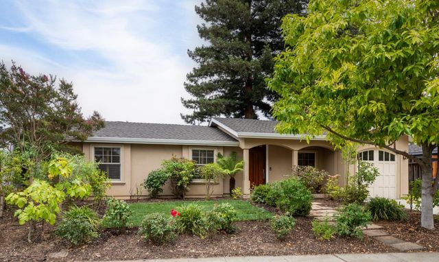 2121 Creeden Way, Mountain View, CA 94040