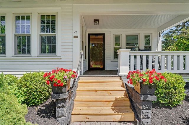 51 Clark Street, Orchard Park, NY 14127