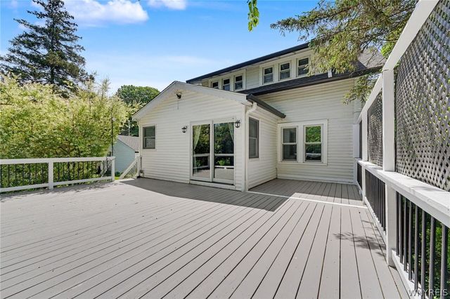 51 Clark Street, Orchard Park, NY 14127