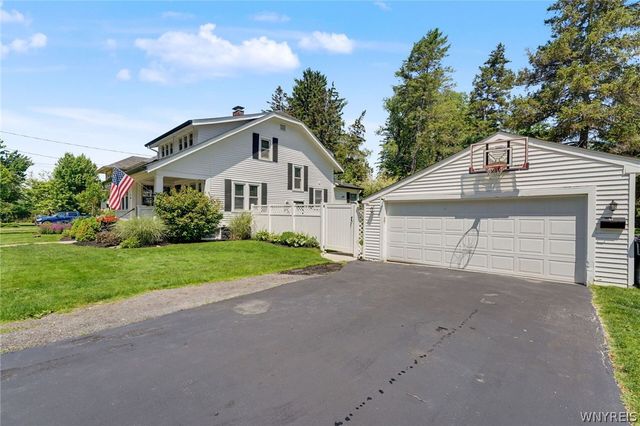 51 Clark Street, Orchard Park, NY 14127