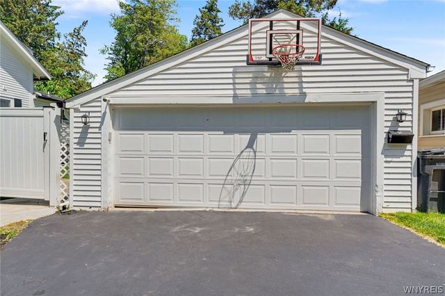 51 Clark Street, Orchard Park, NY 14127