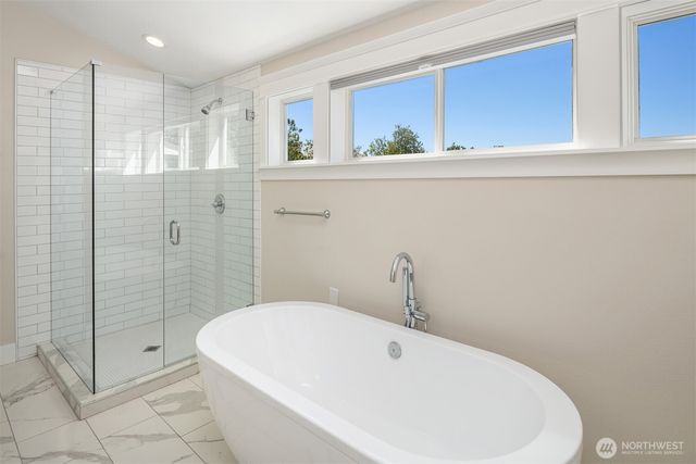 209 32nd Avenue, Seattle, WA 98122