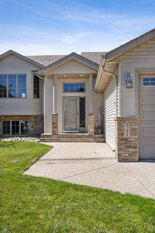 741 Wyndemere Drive, West Fargo, ND 58078