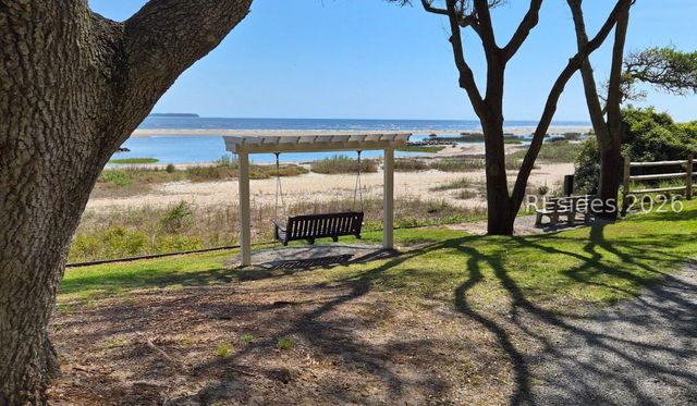 239 Beach City Rd Apt 1215, Hilton Head Island, SC 29926