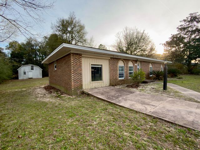 208 Forrest Parkway, Crestview, FL 32539