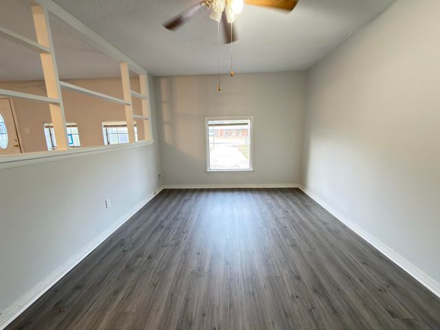 208 Forrest Parkway, Crestview, FL 32539