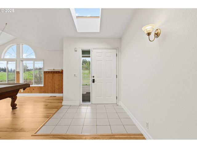 35986 ENTERPRISE Rd, Creswell, OR 97426