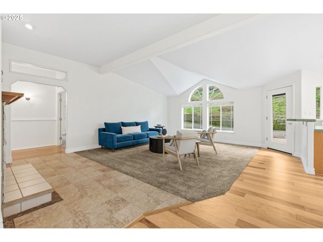 35986 ENTERPRISE Rd, Creswell, OR 97426