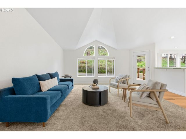 35986 ENTERPRISE Rd, Creswell, OR 97426