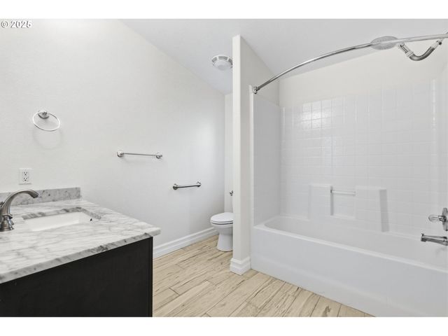 35986 ENTERPRISE Rd, Creswell, OR 97426