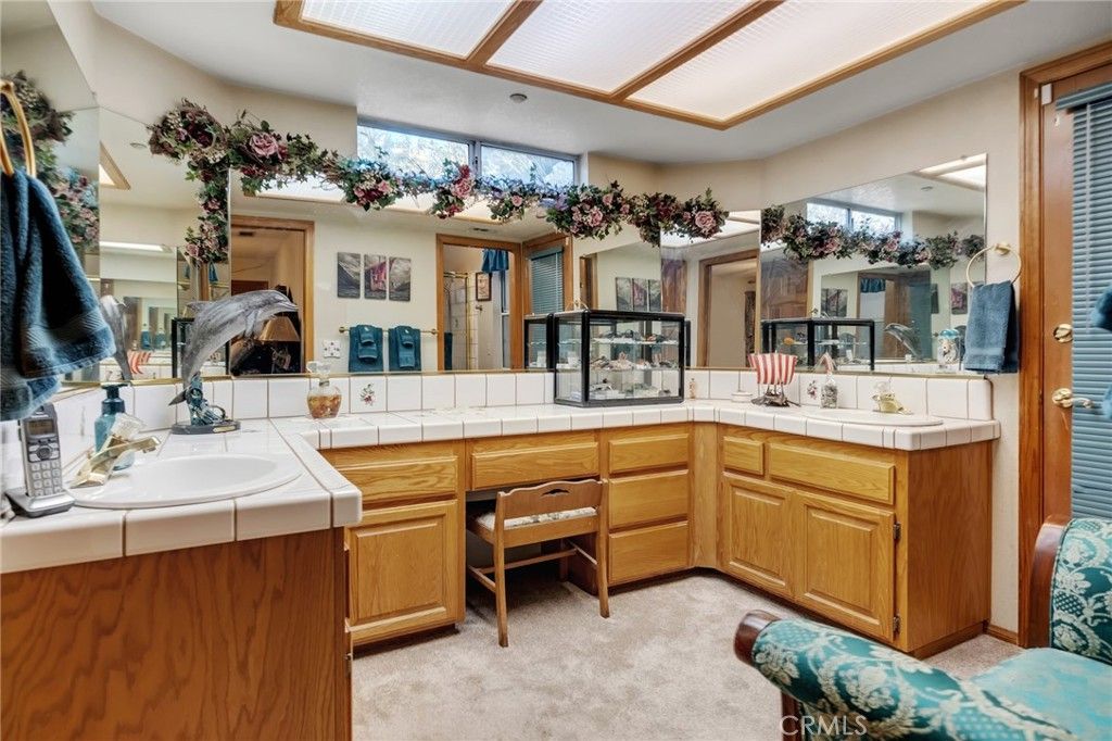Image 18 of property listing at 7685 Wintergreen, Wrightwood, CA 92397
