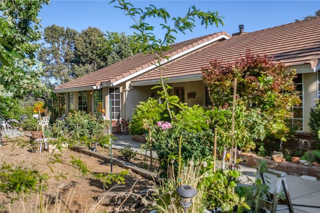 Image 31 of property listing at 7685 Wintergreen, Wrightwood, CA 92397