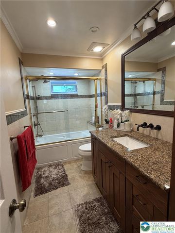 1820 Sherwood Street, Hanover Twp, PA 18109