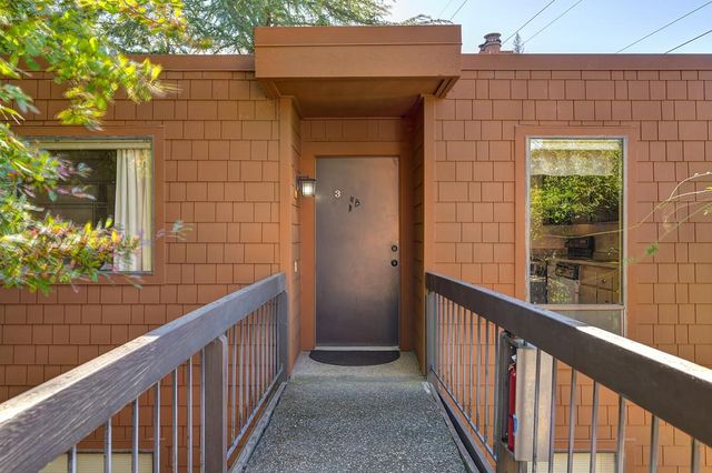 722 Woodside Lane East #3, Sacramento, CA 95825