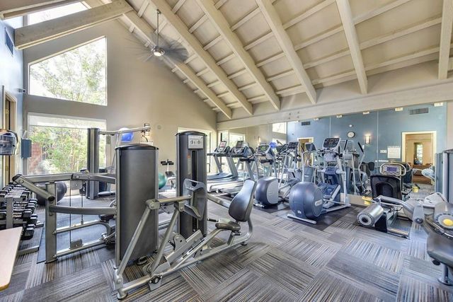 722 Woodside Lane East #3, Sacramento, CA 95825