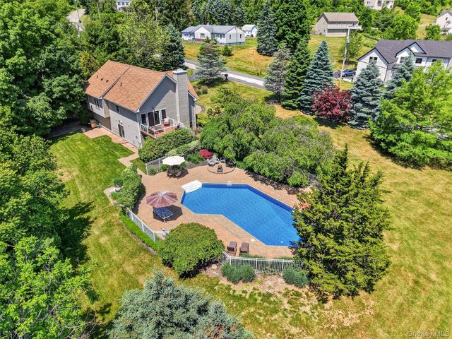 201 Candlestick Hill Road, Middlehope, NY 12550