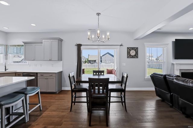 1066 Chesapeake Pointe Drive, Lafayette, IN 47909