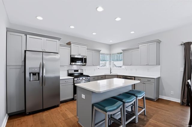 1066 Chesapeake Pointe Drive, Lafayette, IN 47909