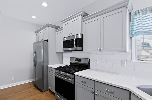 1066 Chesapeake Pointe Drive, Lafayette, IN 47909