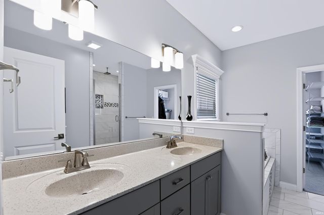 1066 Chesapeake Pointe Drive, Lafayette, IN 47909