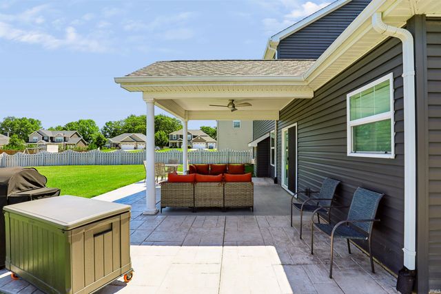 1066 Chesapeake Pointe Drive, Lafayette, IN 47909