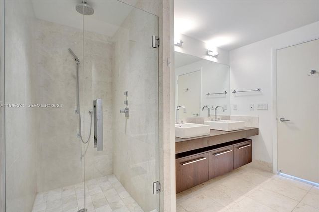 17121 Collins Ave 3206, Sunny Isles Beach, FL 33160