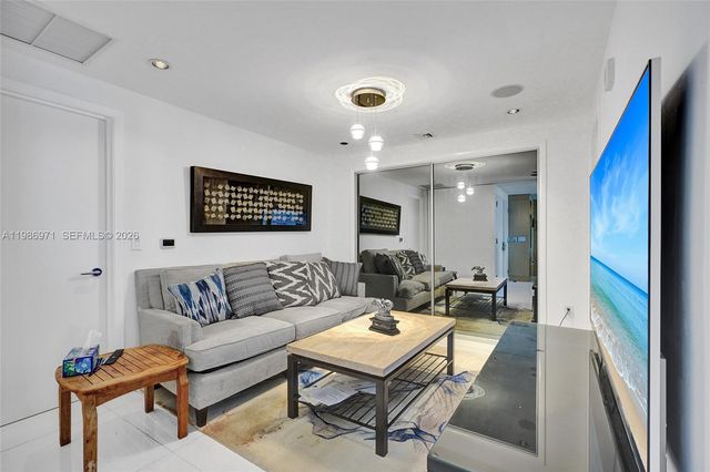 17121 Collins Ave 3206, Sunny Isles Beach, FL 33160