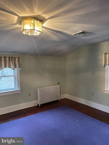 1127 KAOLIN RD, Avondale, PA 19311