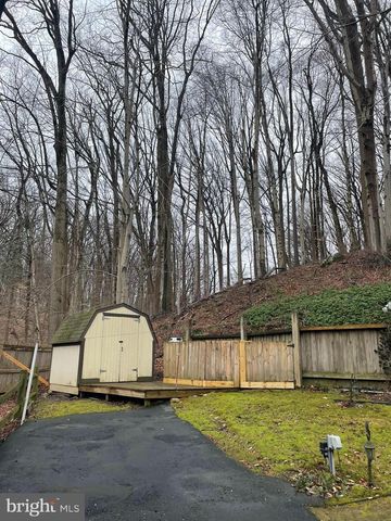 1127 KAOLIN RD, Avondale, PA 19311