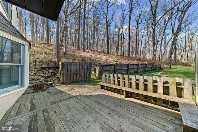 1127 KAOLIN RD, Avondale, PA 19311