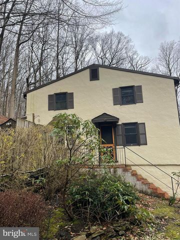 1127 KAOLIN RD, Avondale, PA 19311