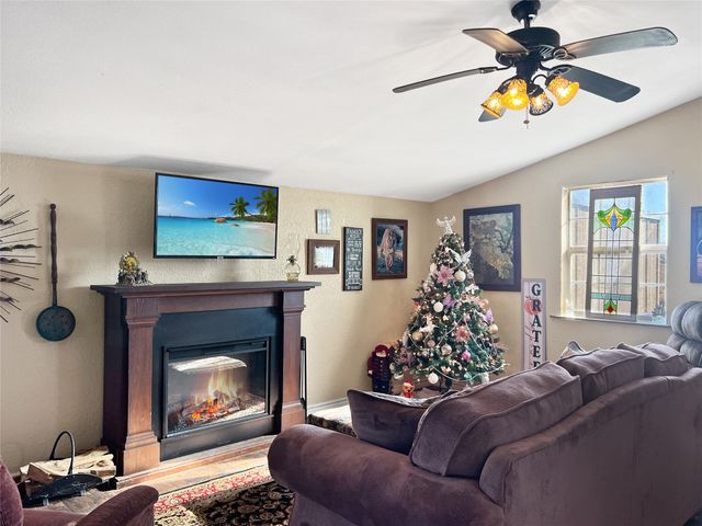 651 County Road 2906, Dodd City, TX 75438