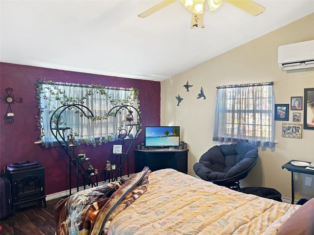 651 County Road 2906, Dodd City, TX 75438