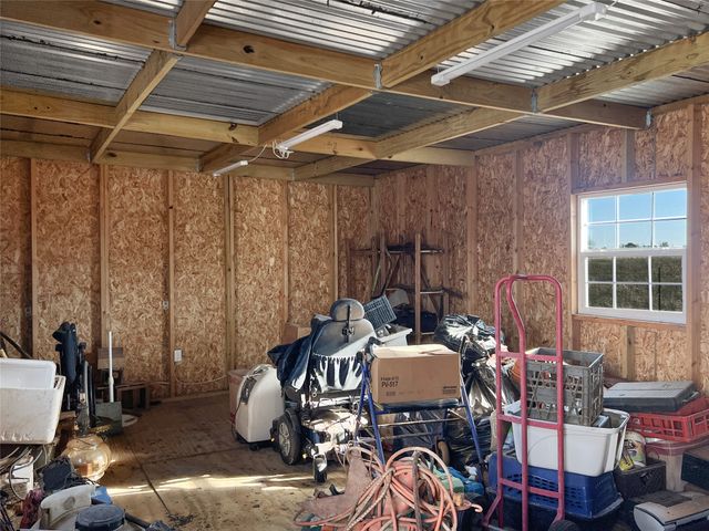 651 County Road 2906, Dodd City, TX 75438