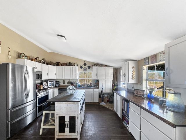 651 County Road 2906, Dodd City, TX 75438